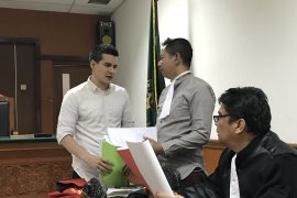 Steve Emmanuel tegaskan kokain 92,04 gram bukan miliknya