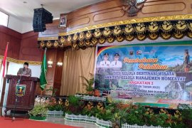 SDM kepariwisataan Sijunjung dilatih, jadi tuan rumah melayani