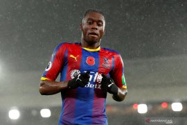 RESMI !! Manchester United datangkan bek kanan Wan-Bissaka