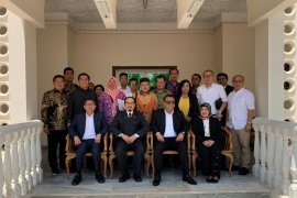 Menteri PANRB tinjau pelayanan  di KBRI Qatar