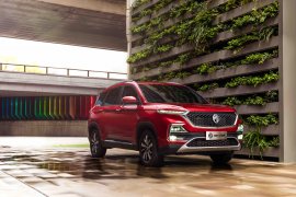 MG Hector, kembaran Wuling Almaz dari India