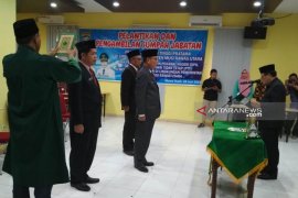 Bupati Muratara lantik Sekda dan angkat bidan PTT