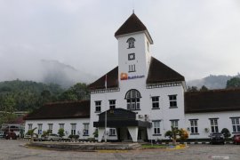 Sawahlunto  is a candidate for the Unesco world heritage site