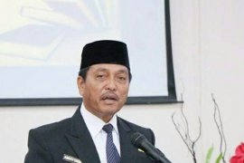 Pascaputusan MK masyarakat diajak bersatu  kembali