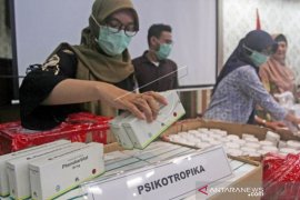 BPOM PADANG SITA OBAT PSIKOTROPIKA ILEGAL Page 1 Small