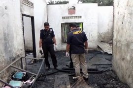 Polda Sumut turunkan tim DVI & Labfor ke pabrik korek terbakar