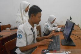 Akses internet PPDB online di Kudus berjalan lancar