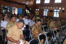 Bupati Asmat ingatkan ASN agar profesional