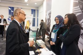 Stan Pemprov Jabar di IIIF 2019 London ramai dikunjungi investor