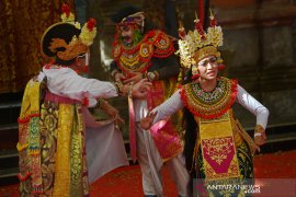 Pagelaran drama tari Gambuh di PKB