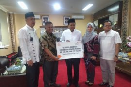 UNP terima bantuan beasiswa Bidik Misi dari BSM