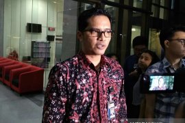 KPK dalami proses pengadaan QCC di Pelindo II