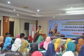Agam gelar sosialisasi kebijakan adminitrasi kependudukan, tingkatkan kompetensi petugas