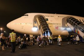 Seorang calon haji kloter 1 Embarkasi Surabaya tertunda keberangkatannya