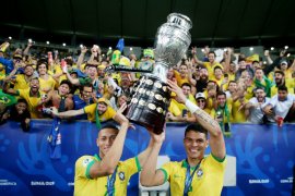 Bolsonaro klaim Brazil siap jadi tuan rumah Copa America 2021