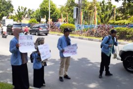BEM kritisi kunker dewan ke luar negeri. Ini jawaban anggota dewan