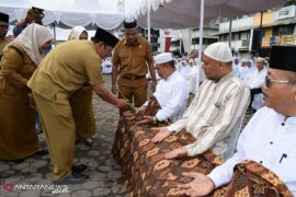 Wali Kota Padangsidimpuan tepung tawari 386 calon jamaah haji
