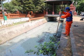 Viral foto sampah, Wali Kota Cirebon: Jangan buang sampah sembarangan