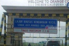 Bekasi segera pasang portal cegah truk dari Tol Cikampek