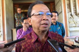 Gubernur Bali siapkan Pergub PPDB