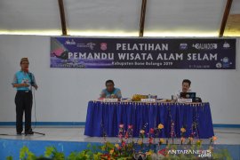 Pemkab Bone Bolango latih pemandu wisata alam selam