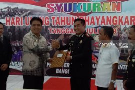 Pemkab Sangihe hibahkan 10 bidang tanah ke Polres