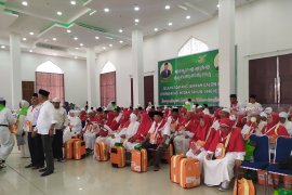 Kloter pertama jamaah calhaj tiba di Asrama Haji  Embarkasi Medan