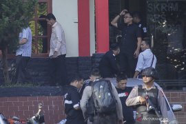 Gubernur Kepri dan dua Kadis