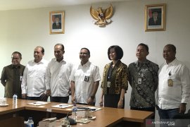 Mandiri dan ISN  kerjasama pendananan "non cash loan"