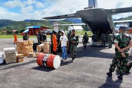 Pemkab Pegubin gelar bakar batu dan doa untuk pencarian Helikopter MI-17