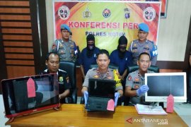 Pencuri di Kotim terlacak setelah tawarkan ponsel curian