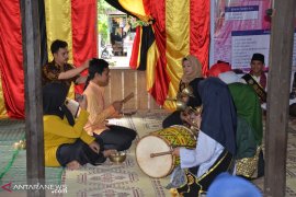 Calon uda uni Sijunjung dibekali kesenian tradisional