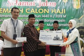 Sekda HST lepas keberangkatan jemaah calon haji Ke Madinah
