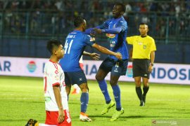 "Hattrick" Konate bawa Arema menang telak 4-1 atas Badak Lampung