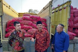 Kementan lepas ekspor bawang merah dan jahe dari Surabaya