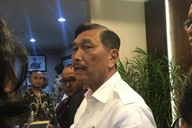 Indonesia grants US$1 million to AIS to combat climate change