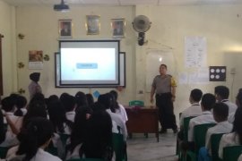 Polisi sosialisasikan pencegahan kekerasan "stop bullying"