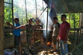 Minyak serai, produk tradisional khas pedalaman Riau
