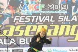 Aktor Laga Yayan Ruhian Puji Jurus Silat Kaserangan
