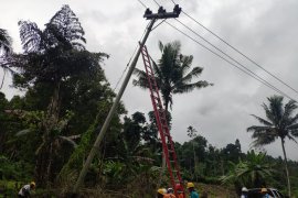 South Halmahera refugees face shortage of tents