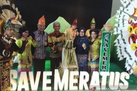 HST kampanyekan "Save Meratus" pada pertemuan nasional bubuhan Banjar