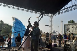 Menteri Susi ancam "tenggelamkan" pembuang sampah plastik ke laut