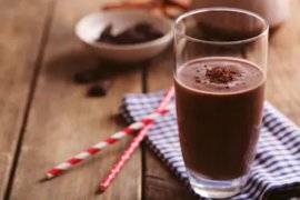 Plus minus rutin minum susu cokelat