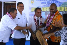 Disdik Papua revitalisasi program baru dua SMK di Biak Numfor