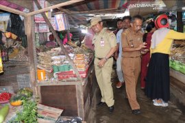 Warga Simpang empat keluhkan mahalnya harga cabai