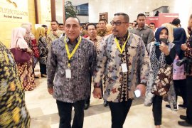 Gubernur Maluku: tiket pesawat mahal pengaruhi inflasi