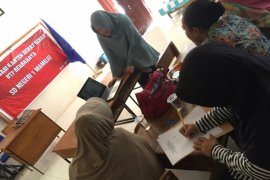Dinas Kesehatan Sulbar bina kantin sekolah dari pangan berbahaya