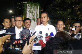 Presiden Jokowi tak bicarakan calon menteri pada pembubaran TKN