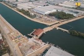 Tak lama lagi Bendung Gerak Kanal Banjir Barat Semarang selesai, sudah 92 persen