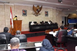 Bangunan RSUD Gambiran Kediri dimanfaatkan menjadi rumah sakit tipe C
